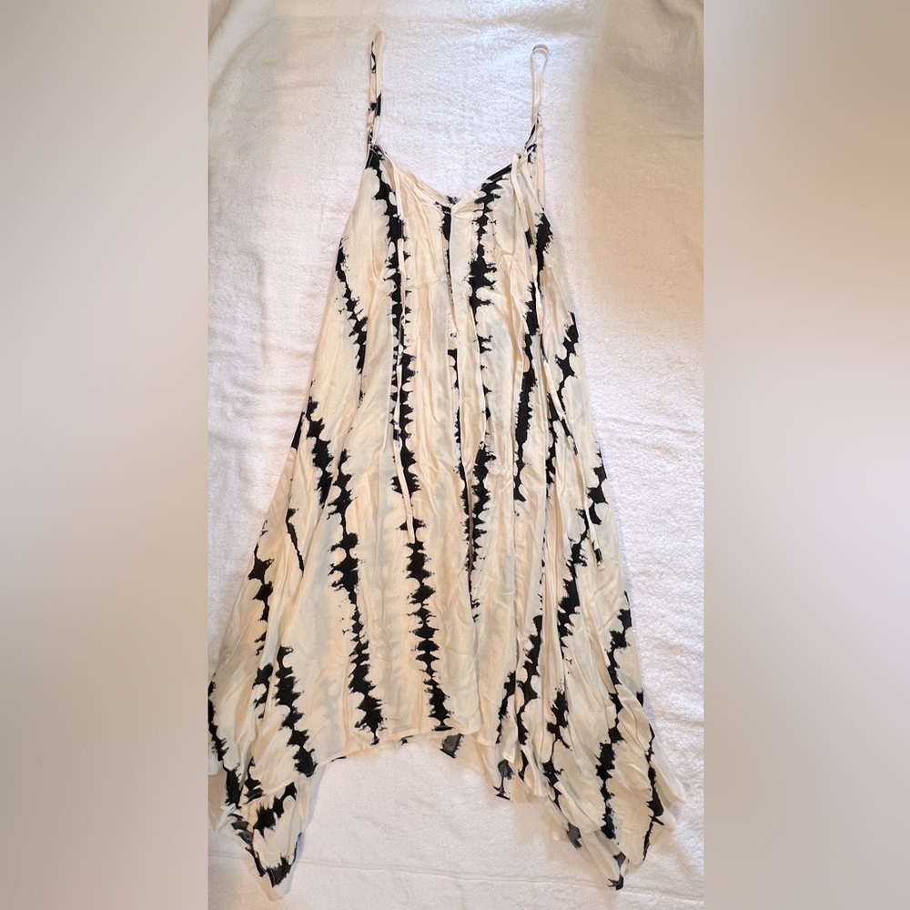 NWT Dance & Marvel Adjustable Straps Cream & Black Dress, Small